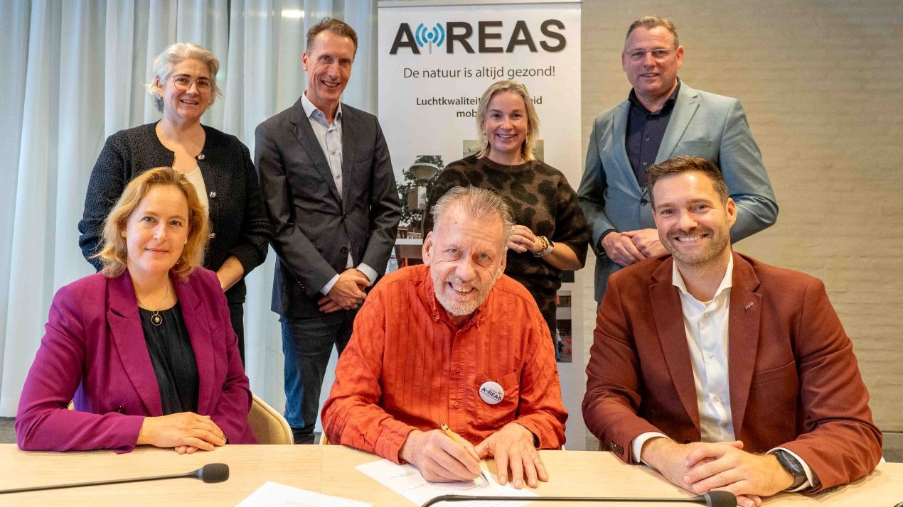 Marjan Vrijnsen – de Corte, Deurne, Erlend Deckers, Market Manager TNO, Anne-Marijn de Wit, GGD Brabant Zuidoost, Jos van Bree, ODZO, beneden: Hagar Roijackers, provincie Noord-Brabant, Jean-Paul Close, AiREAS, Rik Thijs, Eindhoven